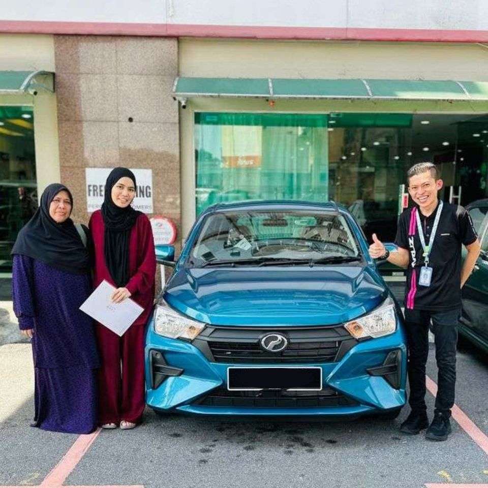 Nazri Car Online Sales Delivery 1