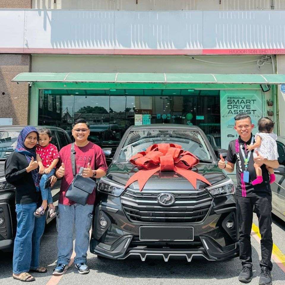 Nazri Car Online Sales Delivery 10