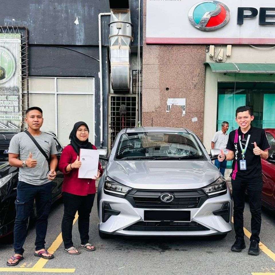 Nazri Car Online Sales Delivery 3